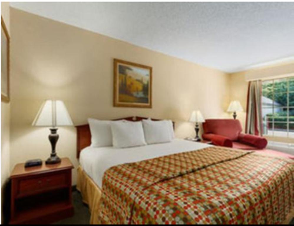 Baymont By Wyndham Easley/Greenville Bilik gambar